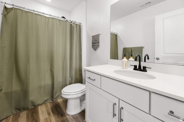 8608 W CORDERO DR, Magna, UT 84044