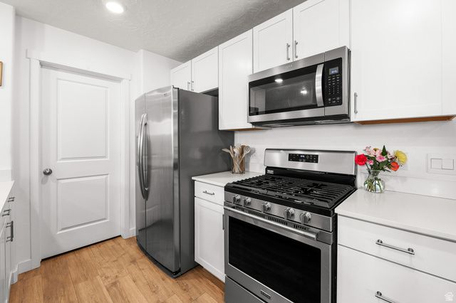 8608 W CORDERO DR, Magna, UT 84044