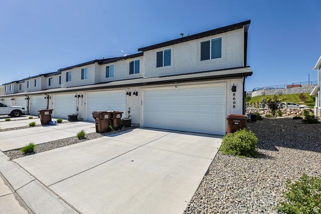 8608 W CORDERO DR, Magna, UT 84044