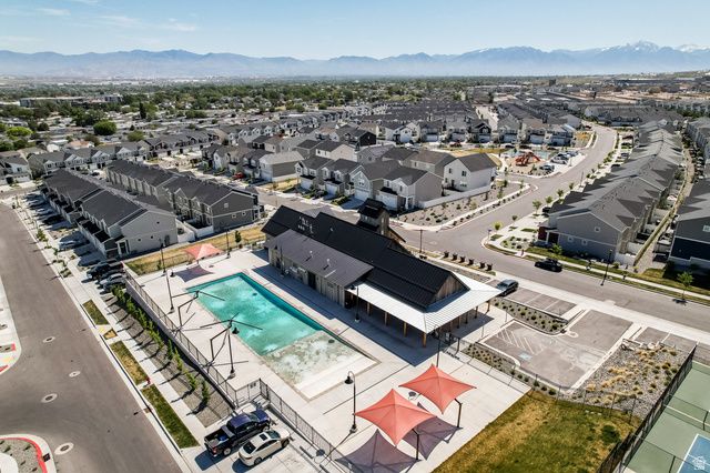 8608 W CORDERO DR, Magna, UT 84044