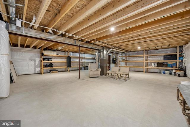 48 SENATORS WAY, Berlin, NJ 08009