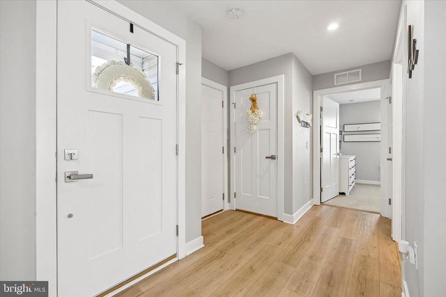 48 SENATORS WAY, Berlin, NJ 08009