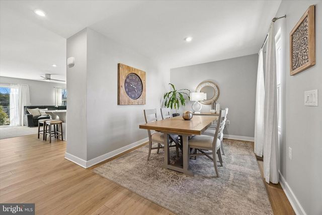 48 SENATORS WAY, Berlin, NJ 08009