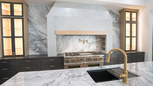 9345 Leto Road, Houston, TX 77080