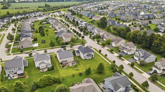 1250 Caribou Run, Delaware, OH 43015