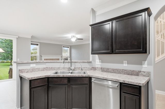 1250 Caribou Run, Delaware, OH 43015