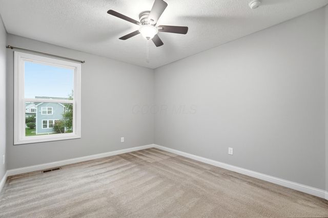 1250 Caribou Run, Delaware, OH 43015