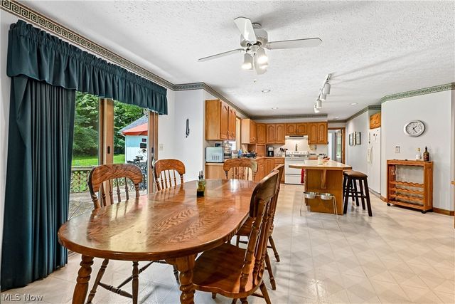 2660 S Medina Line Road, Wadsworth, OH 44281