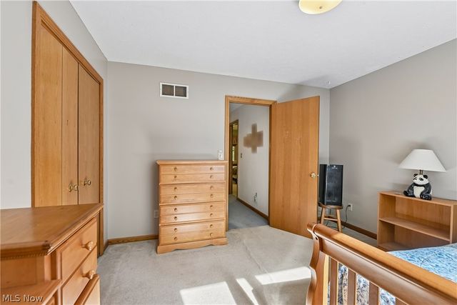 2660 S Medina Line Road, Wadsworth, OH 44281
