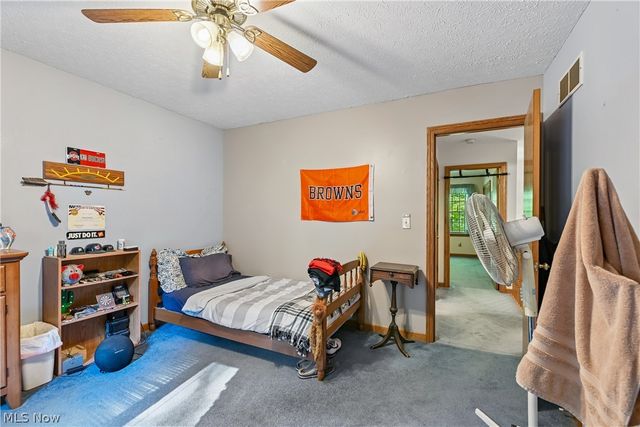 2660 S Medina Line Road, Wadsworth, OH 44281