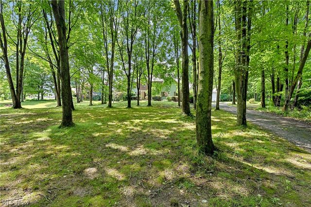 2660 S Medina Line Road, Wadsworth, OH 44281