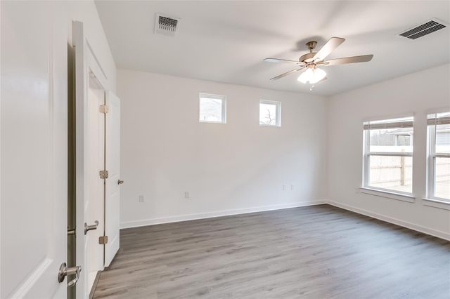 15501 Lustrous Amber CV, Del Valle, TX 78617