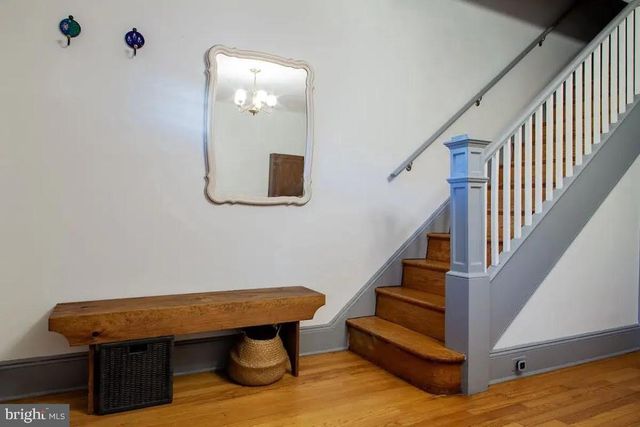 565 23RD PL NE, Washington, DC 20002