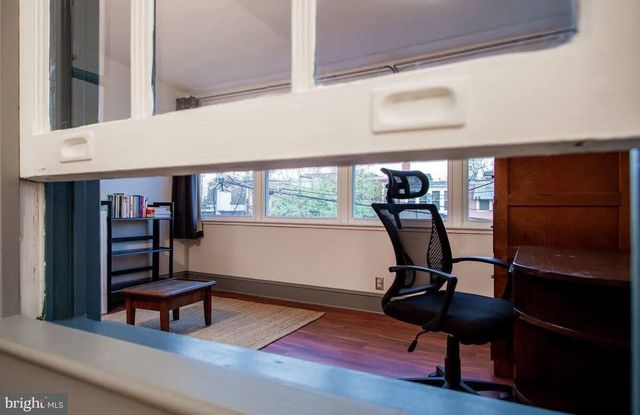 565 23RD PL NE, Washington, DC 20002