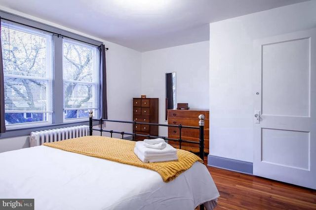 565 23RD PL NE, Washington, DC 20002