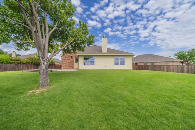 100 Mustang Court, Celina, TX 75009