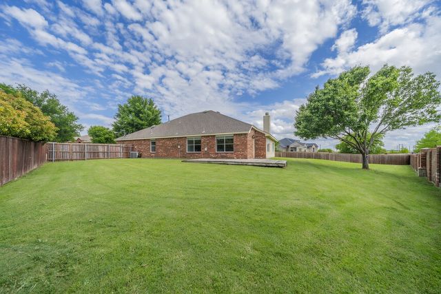 100 Mustang Court, Celina, TX 75009
