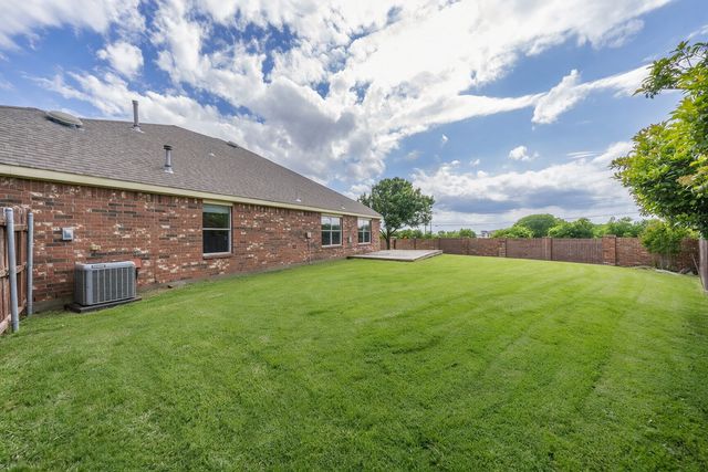 100 Mustang Court, Celina, TX 75009