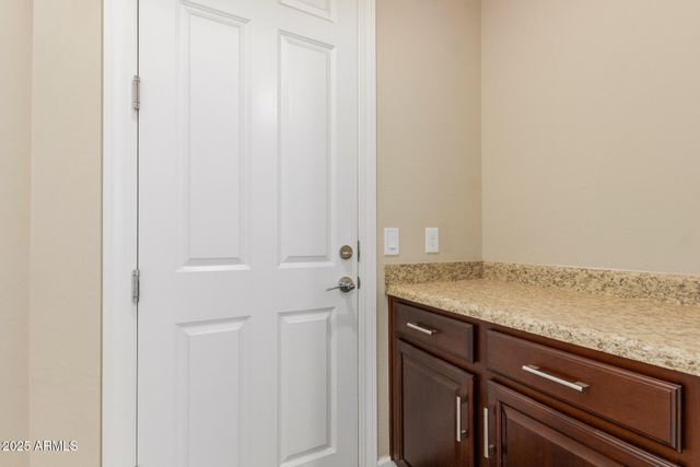 920 W GRAND CANYON Drive, Chandler, AZ 85248