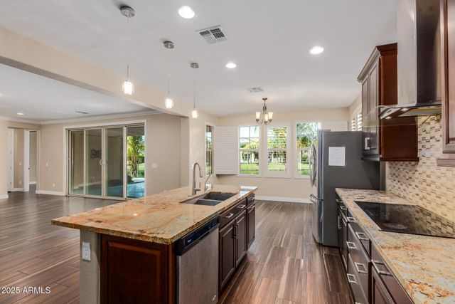 920 W GRAND CANYON Drive, Chandler, AZ 85248