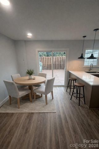 7539 Holly Grove Court, Charlotte, NC 28227