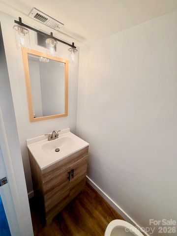 7539 Holly Grove Court, Charlotte, NC 28227