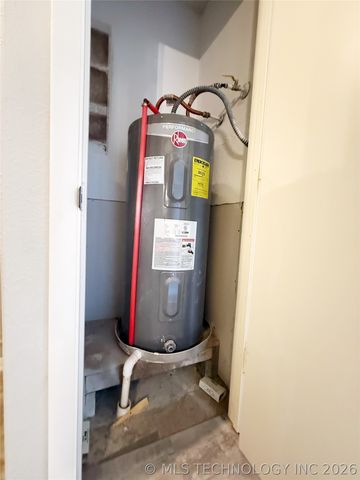 415 S 1st Street, Morris, OK 74445