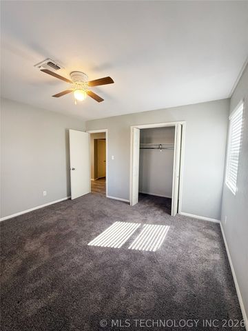 415 S 1st Street, Morris, OK 74445