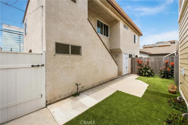 14041 B, Huntington Beach, CA 92647