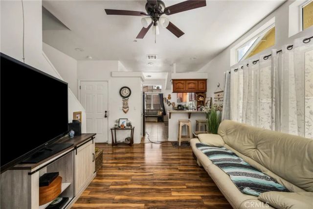 14041 B, Huntington Beach, CA 92647
