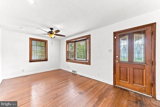 209 PENNSYLVANIA AVE, Prospect Park, PA 19076