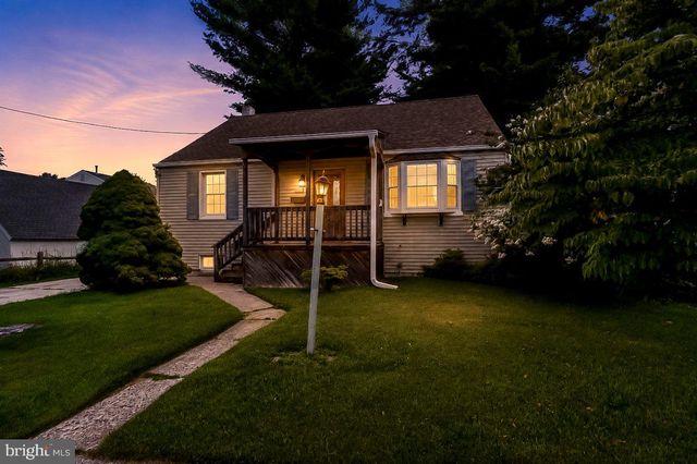 209 PENNSYLVANIA AVE, Prospect Park, PA 19076