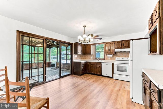 209 PENNSYLVANIA AVE, Prospect Park, PA 19076