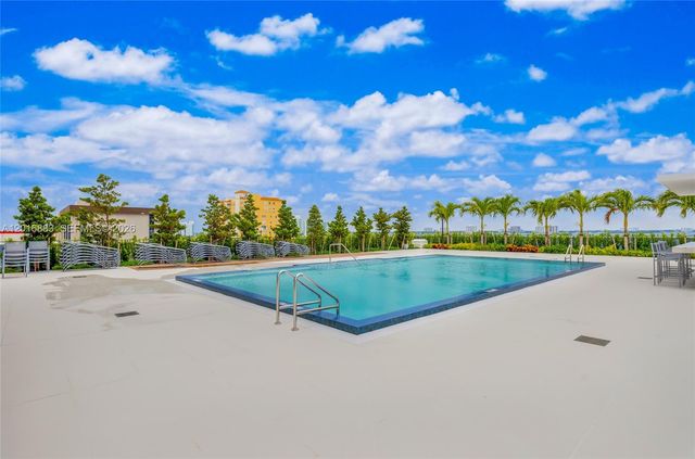 7901 Hispanola Ave 2007, North Bay Village, FL 33141