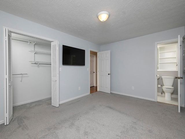 226 King David Drive SW, Lilburn, GA 30047