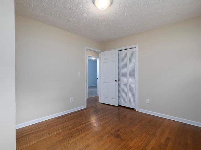 226 King David Drive SW, Lilburn, GA 30047