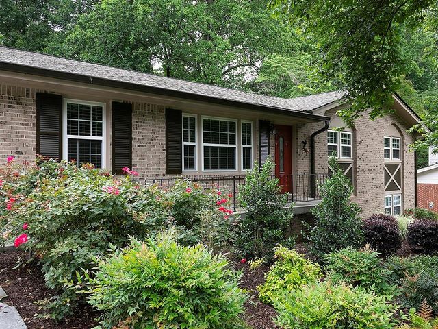 226 King David Drive SW, Lilburn, GA 30047