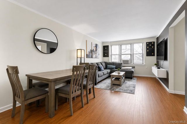 143-50 Hoover Avenue 304, Briarwood, NY 11435