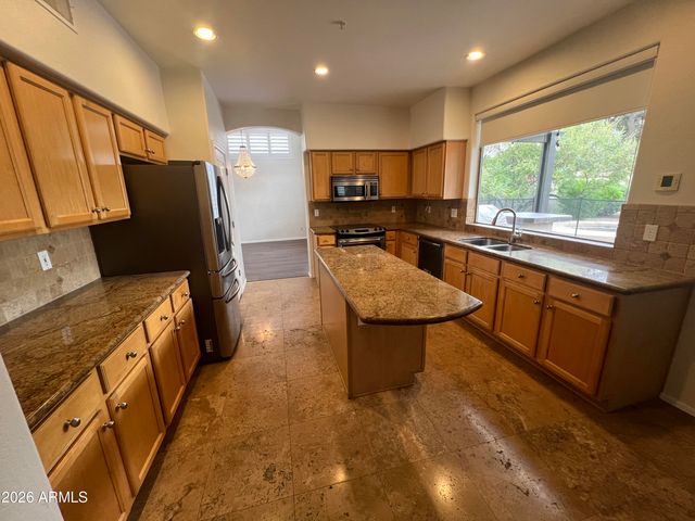7336 E RUSTLING Pass, Scottsdale, AZ 85255