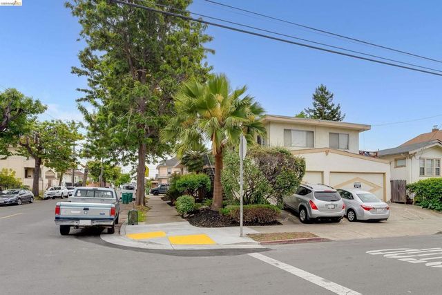 905 E 24Th St, Oakland, CA 94606
