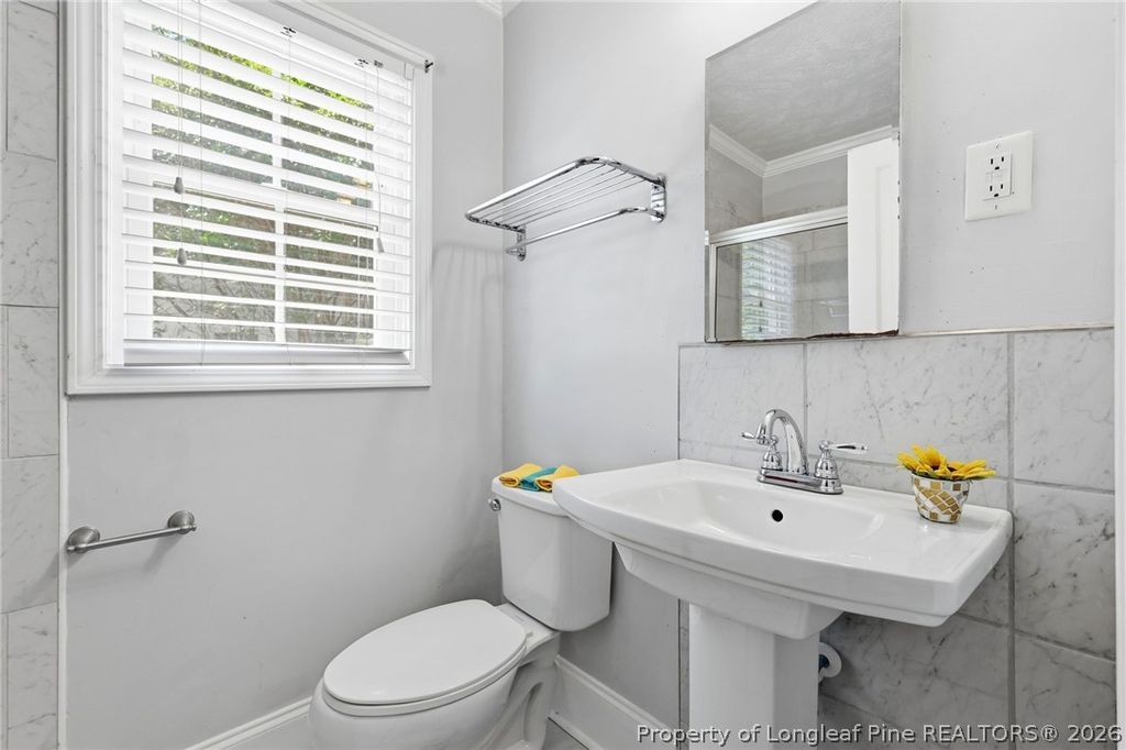 302 Valley Road, Fayetteville, NC 28305 — photo 23