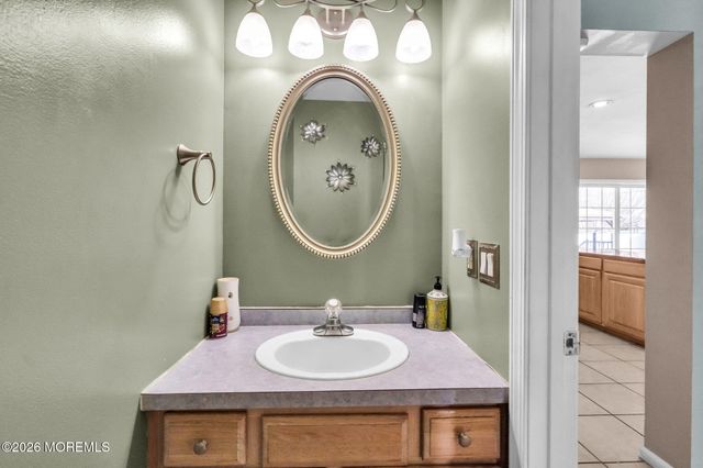 1041 6th Avenue, Toms River, NJ 08757