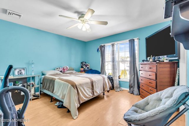 1041 6th Avenue, Toms River, NJ 08757