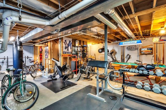 1041 6th Avenue, Toms River, NJ 08757