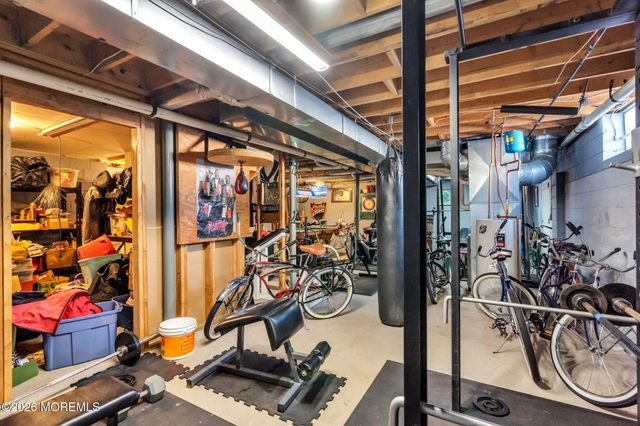 1041 6th Avenue, Toms River, NJ 08757