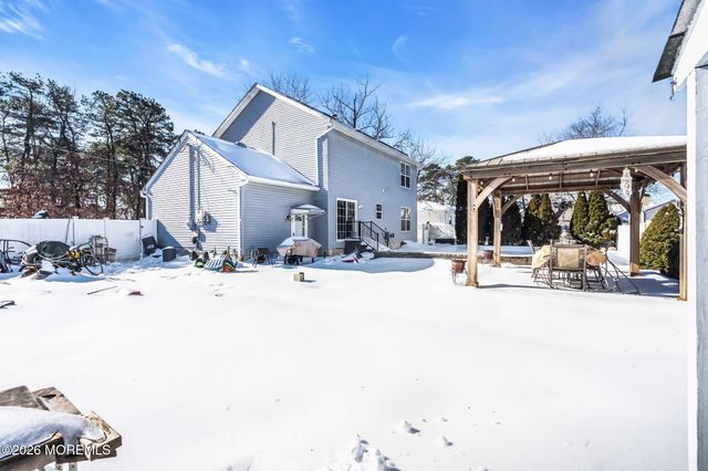 1041 6th Avenue, Toms River, NJ 08757