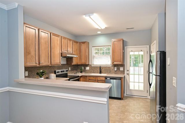 1549 Hammond Drive, Matthews, NC 28104