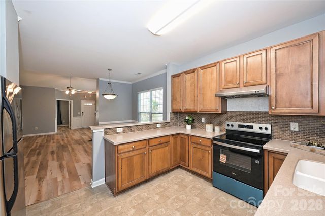 1549 Hammond Drive, Matthews, NC 28104