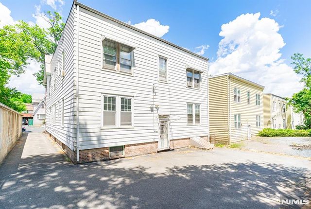 126 Scofield Street, Newark, NJ 07106