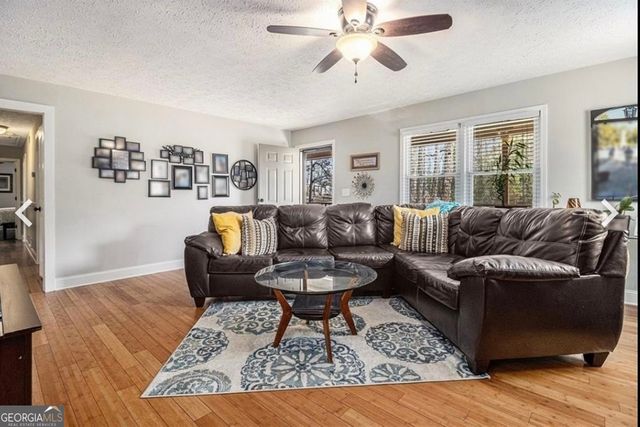 4352 Treeline Way, Douglasville, GA 30135